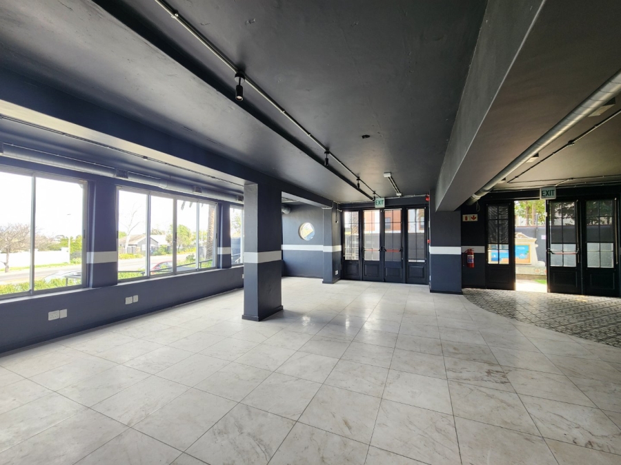 To Let commercial Property for Rent in Somerset West Western Cape